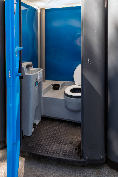 Best Portable bathroom rental  in Brownsville, TX
